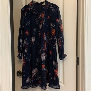 Abercrombie dress w collar